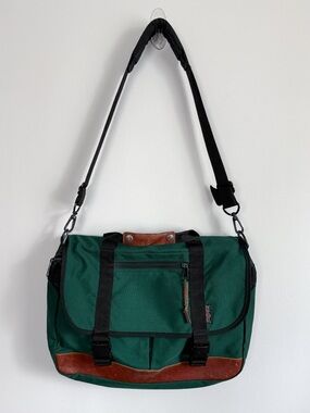 Vintage 90’s JanSport Laptop Messenger Bag, green nylon body with brown leather